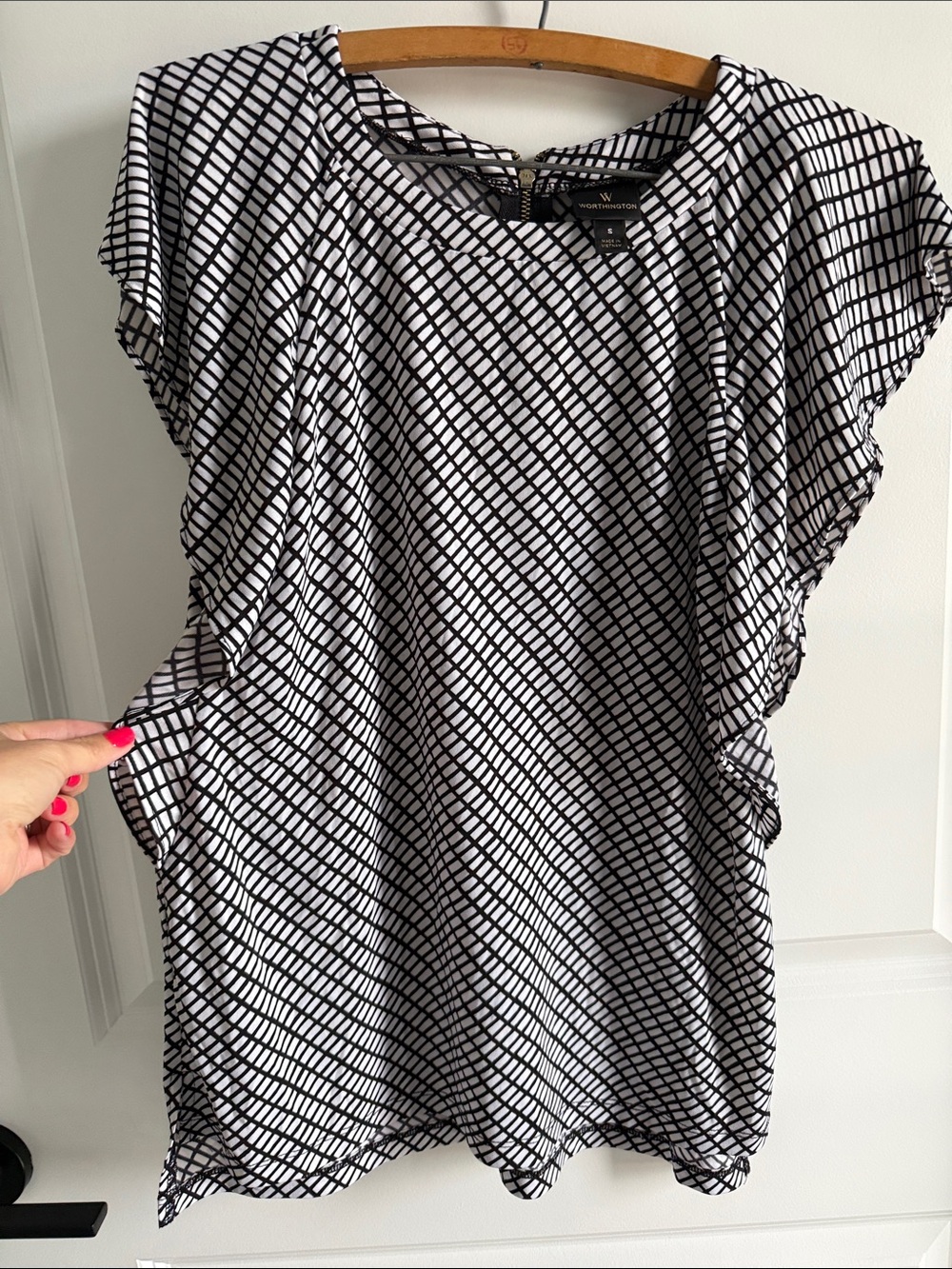 Worthington Black & White Diagonal Grid Blouse - S
